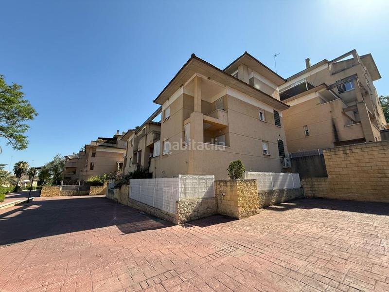 Foto 20b17c94-4864-45c5-bcc3-772e561e39db. Flat with parking pool in Santa Eufemia Tomares