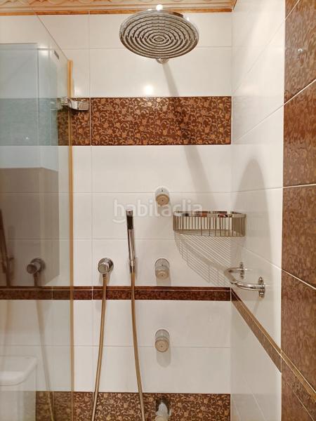 Foto 4ad99c4f-b19d-4129-9618-5dc9e0f4573d. Appartement avec parking piscine dans San Pedro de Alcántara Pueblo Marbella