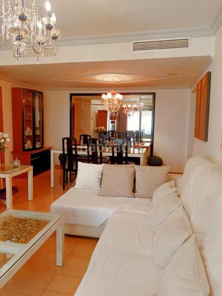 Foto 5f2cae08-1198-4399-a12d-38d1ab25a0f5. Appartement avec parking piscine dans San Pedro de Alcántara Pueblo Marbella