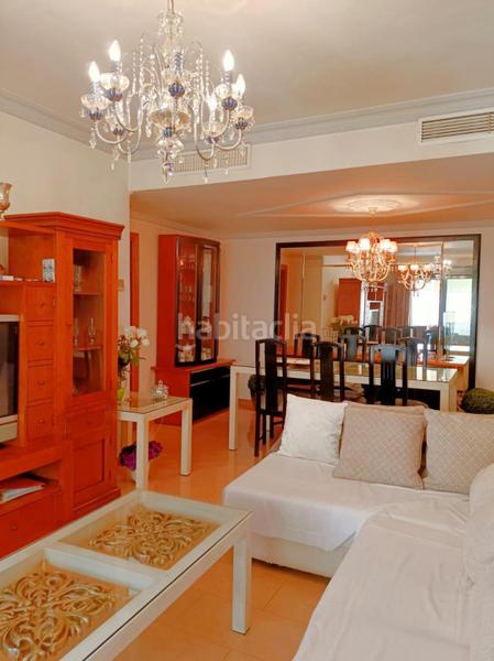Foto b0dfe818-0e68-4c3e-a576-b419f0876df7. Appartement avec parking piscine dans San Pedro de Alcántara Pueblo Marbella