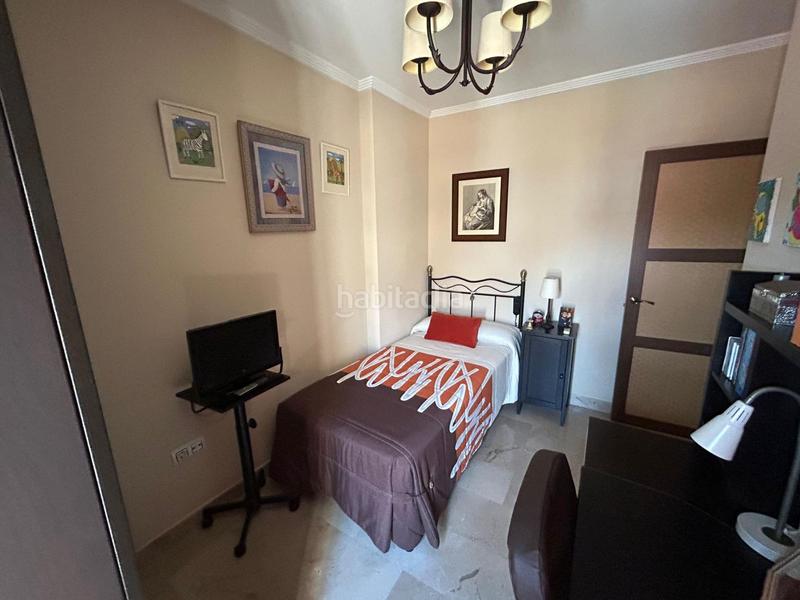 Foto ede2cebd-67ec-4fb4-98ae-cab99132a121. Maison jumelée avec parking dans Nueva Alcalá Alcalá de Guadaira