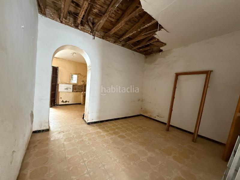 Foto 2a7fa45a-178b-47f5-9ecf-59d66e91e346. Casa adossada a Pilas