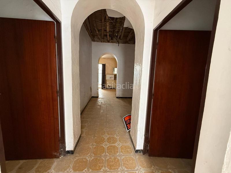 Foto d966bd31-5a02-479d-a5d3-ad2590f5e858. Casa adossada a Pilas