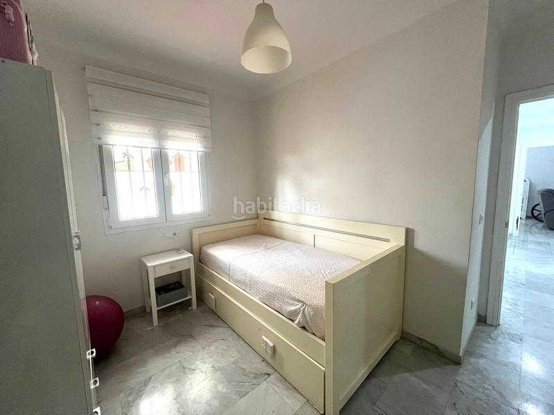 Foto 785a5575-a0d7-450b-abb8-ebe0d4334ec4. Appartamento con riscaldamento parcheggio piscina in Utrera