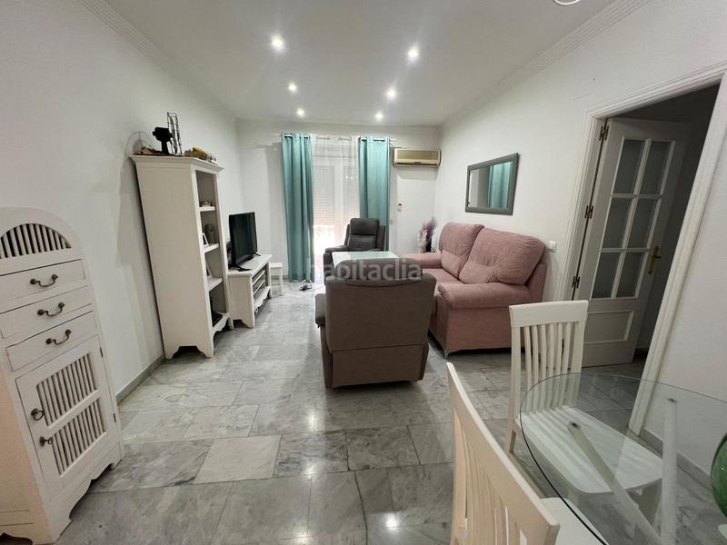 Foto 77bc3bc9-d4a3-4d51-a67f-d3f0bee32f21. Flat with heating parking pool in Salesianos Utrera