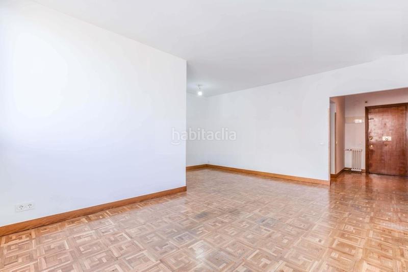 Foto 214e1076-c5e2-480e-bc61-edb20d2d4041. Pis amb aparcament a Cuatro Caminos - Azca Madrid