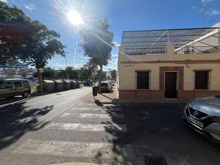 Casa adossada  Calle veleta