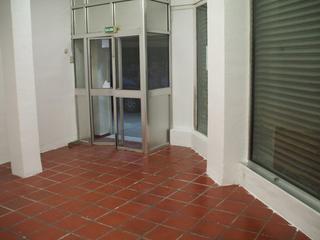 Location Local commercial  Calle de juan de mariana