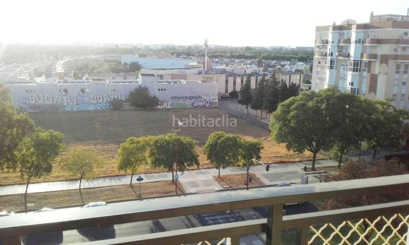 Foto 18dd1f7e-1488-4c9d-9990-b6b49ab6857e. Appartement avec parking dans colores - entreparques Sevilla