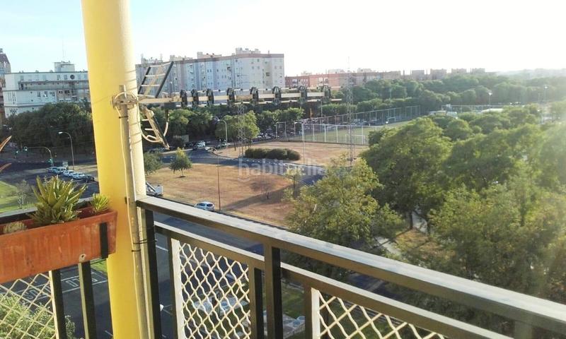 Foto a67182ba-de8b-48c7-bf3d-ce96974148dc. Flat with parking in colores - entreparques Sevilla