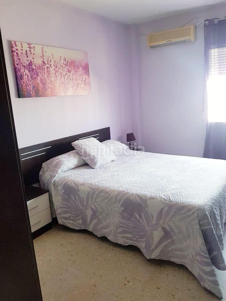 Foto c1323ee0-68ca-4596-a984-f72232f8f6d8. Flat with parking in colores - entreparques Sevilla