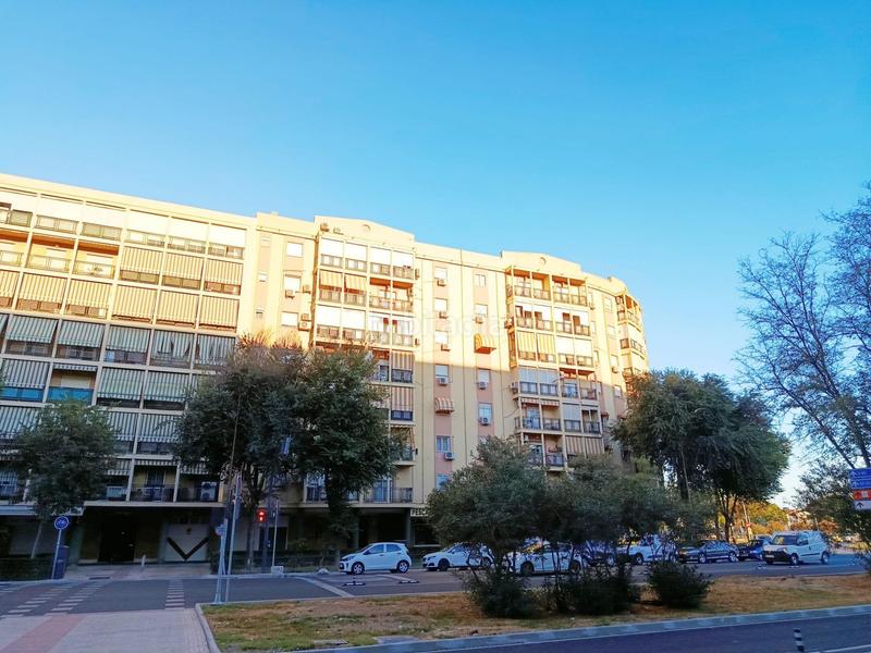 Foto cac45157-ae2a-4fa2-a337-fae961579fed. Flat with parking in colores - entreparques Sevilla