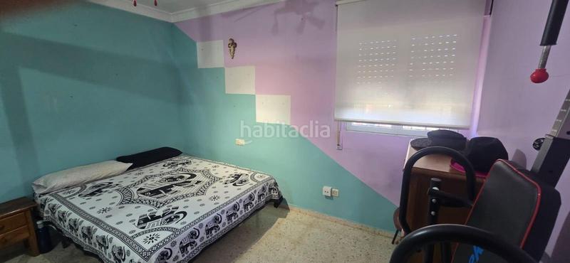 Foto 15c8a01d-1a94-4207-b4ff-7c0437922bad. Casa a schiera con parcheggio in Espartinas pueblo Espartinas