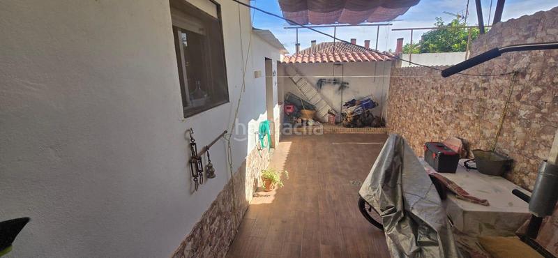 Foto a518cac4-ff2a-4bff-acc2-7eeb1ba77fec. Casa a schiera con parcheggio in Espartinas pueblo Espartinas