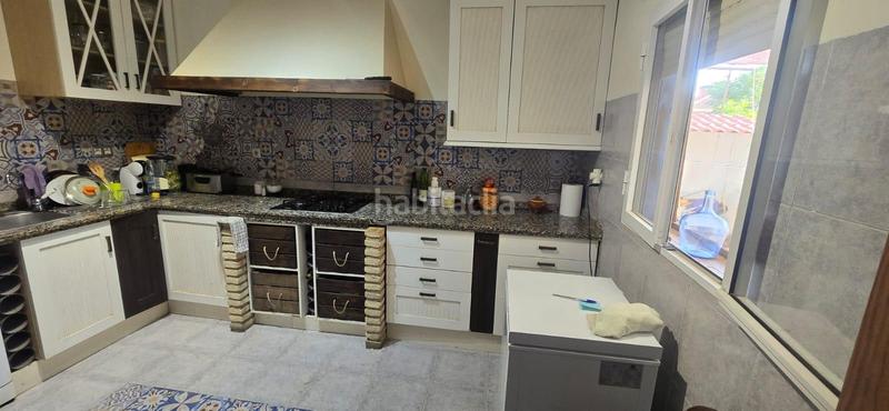 Foto a85e47b6-3be8-474c-983d-5d88470a99b5. Casa a schiera con parcheggio in Espartinas pueblo Espartinas