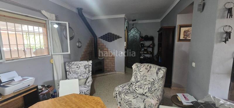 Foto b2b88cfc-e83c-4f99-bbe1-b0e121f374ab. Casa a schiera con parcheggio in Espartinas pueblo Espartinas