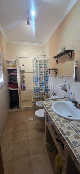 Foto bc248016-3188-48cf-9091-769dfcd4e468. Casa a schiera con parcheggio in Espartinas pueblo Espartinas