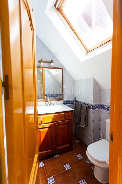 Foto 5e9912ad-ca16-47a9-8012-1725878f6ad0. Dúplex en Valdeacederas Madrid