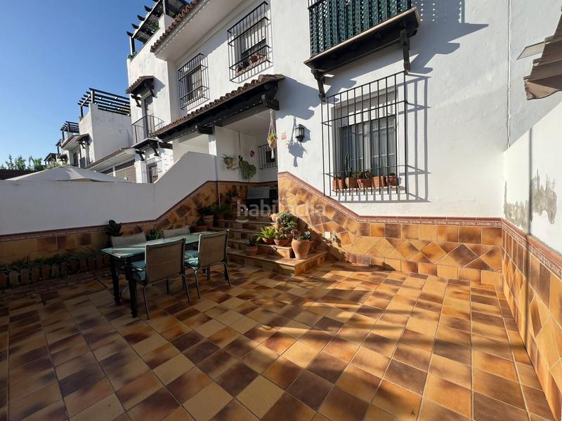 Foto 65cc9144-6898-4c6b-a7ec-b521dd863b6d. Casa a schiera con parcheggio piscina in Arco Norte - Avda España Dos Hermanas
