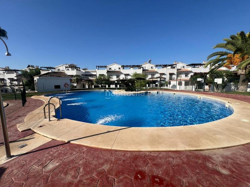 Foto 10fa6a45-8e1b-49a4-8541-096b883864a8. Reihenhaus mit parking pool in Arco Norte - Avda España Dos Hermanas