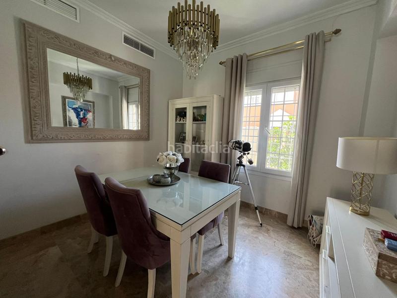 Foto 89f08300-c721-4781-9039-af5a94ffdc55. Chalet con parcheggio piscina in Olivar de Quintos Montequinto