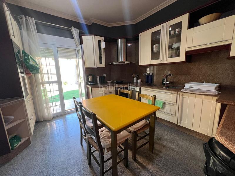 Foto a83550dc-0774-4203-8338-d1bb47eed212. Chalet con parcheggio piscina in Olivar de Quintos Montequinto