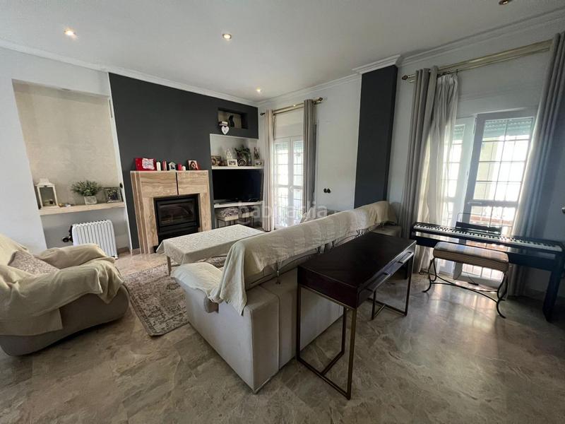 Foto ec53ba2e-af6d-4a5b-abb9-93e939c0ff19. Chalet con parcheggio piscina in Olivar de Quintos Montequinto