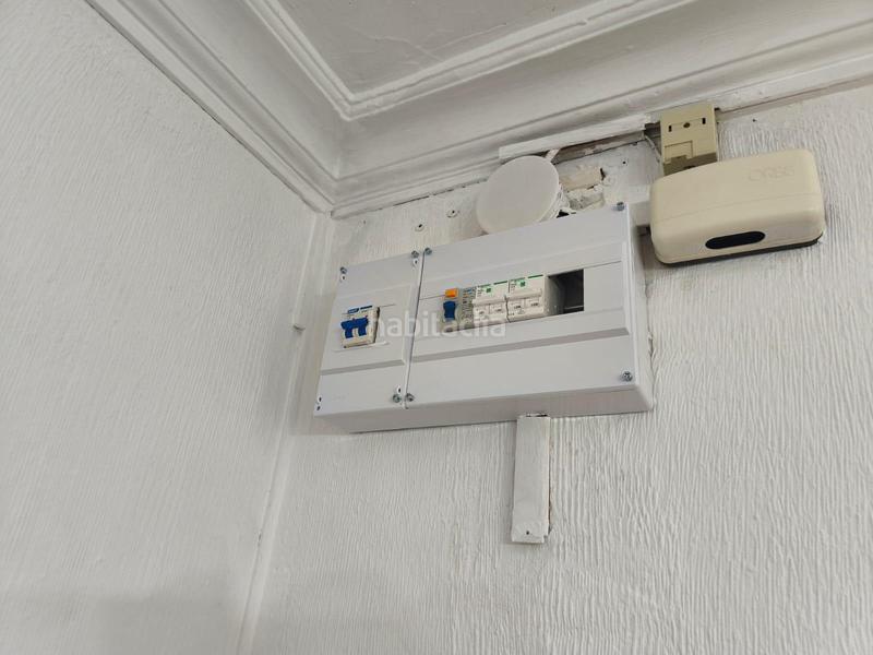 Foto f26ff94f-7842-440b-8b24-e73a43b81a59. Piso en Los Pájaros Sevilla