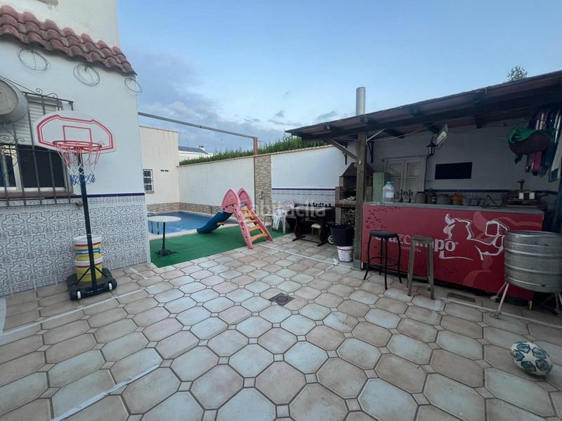 Foto c1bd6297-3fcf-4b02-ba9b-49d191e156b6. Maison jumelée avec parking dans Salesianos Utrera