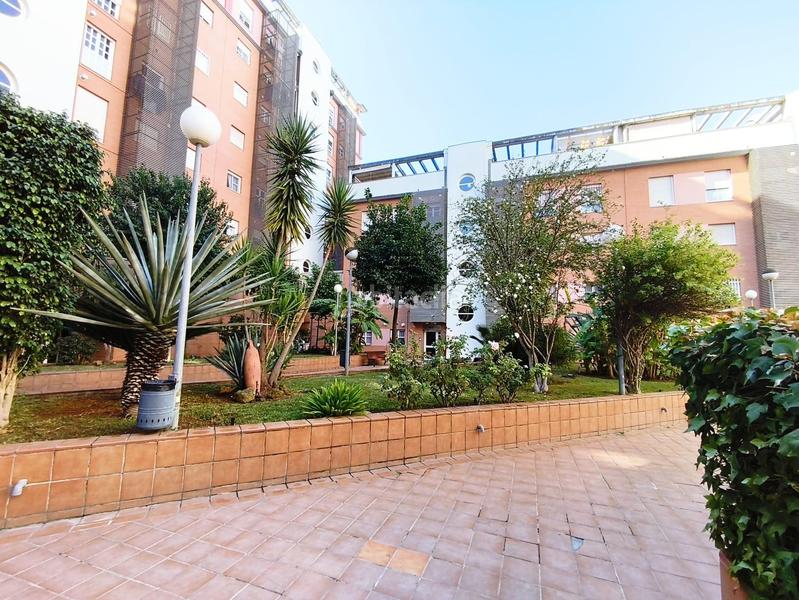 Foto b9e2aa3e-cf29-4e7d-a45e-c77f0b55b0bf. Flat with parking pool in colores - entreparques Sevilla