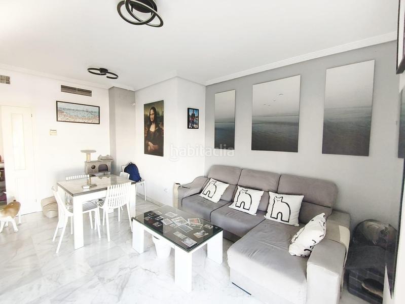 Foto deaceb50-3e1e-43bf-bd2f-d6f704d63cd2. Flat with parking pool in colores - entreparques Sevilla