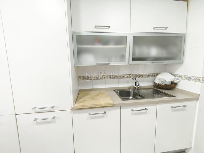 Foto 2fdddf75-3fbd-490b-8b65-9385e6b111b9. Piso en colores - entreparques Sevilla