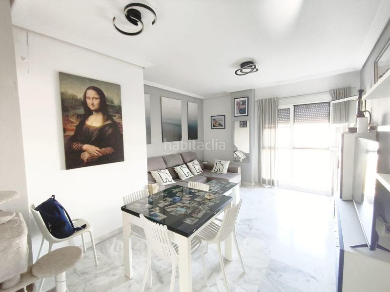 Foto 7c3b3003-4950-486d-9625-95c71f305ab7. Piso en colores - entreparques Sevilla