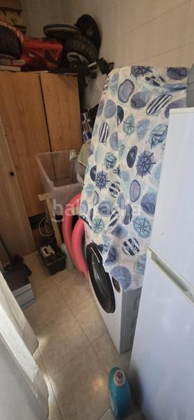 Foto 2f067b4a-cb52-4b38-a07c-0310560cd170. Casa adossada amb aparcament a Puebla del Río (La)