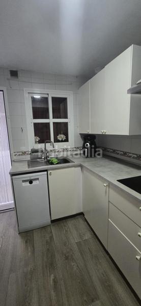 Foto 4e2c5ac3-3594-484c-ba2e-affad585a5ac. Casa adossada amb aparcament a Puebla del Río (La)