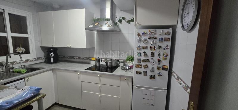 Foto b0aa2593-a9a7-48da-b288-c103460b2ced. Casa adossada amb aparcament a Puebla del Río (La)