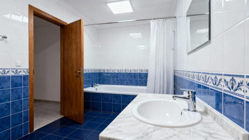 Foto b0a897bb-7fe9-4328-b77c-26e8261c0b6e. Appartamento con parcheggio piscina in Las Tablas Madrid