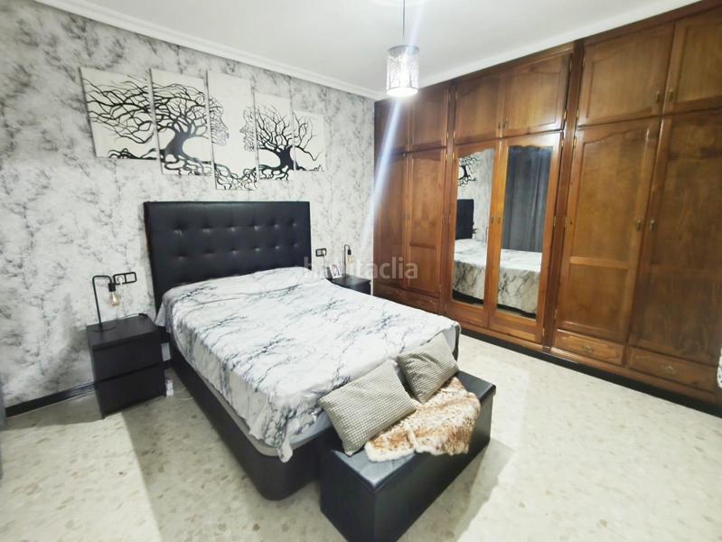 Foto 3c81fc10-72ff-4b27-8a9a-b6490989c128. Piso en Palmete Sevilla