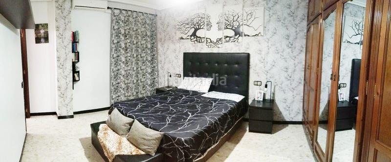 Foto 7866676c-8e7a-4ca5-b168-c4d21d2bd37e. Piso en Palmete Sevilla