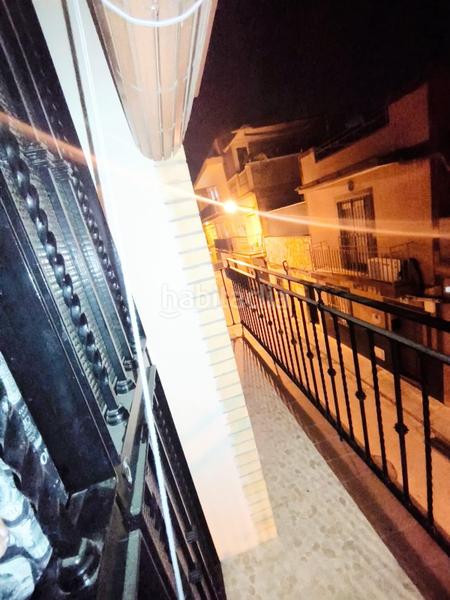 Foto ea90b2ab-db89-43e6-99d6-17ee6ef3ebd1. Piso en Palmete Sevilla