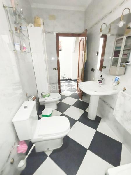 Foto c40549f7-a128-40e4-b59a-398863736aeb. Piso en Palmete Sevilla