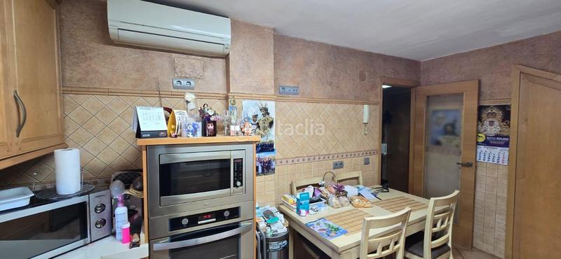 Foto 600d46b7-3e2d-4509-a536-b25f7a779ded. Casa a schiera in colores - entreparques Sevilla