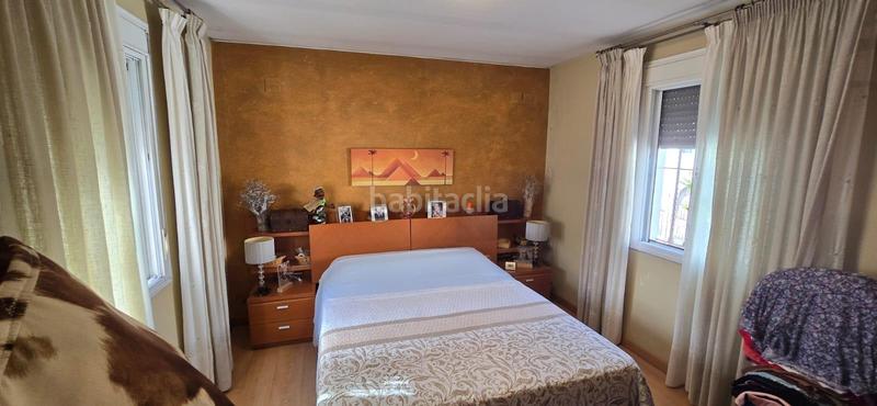 Foto 90b98449-eba1-4290-951d-1b233183ed3a. Casa adosada en colores - entreparques Sevilla