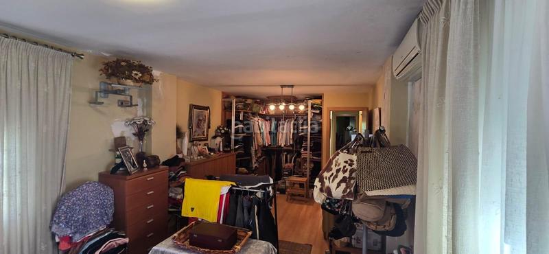 Foto 74fd3d4a-a6ba-4b8b-9a06-fd0347fb259b. Casa adossada a colores - entreparques Sevilla