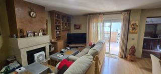 Semi detached house  Calle de borneo