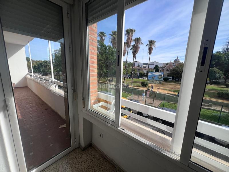 Foto 1aa8059c-1d0a-4376-a5e2-499fa7793f2f. Appartamento con parcheggio in sector sur - la palmera - reina mercedes Sevilla