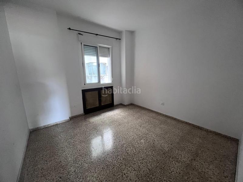 Foto 93f3ddee-15e5-4966-9f56-07e335bdcafb. Appartamento con parcheggio in sector sur - la palmera - reina mercedes Sevilla