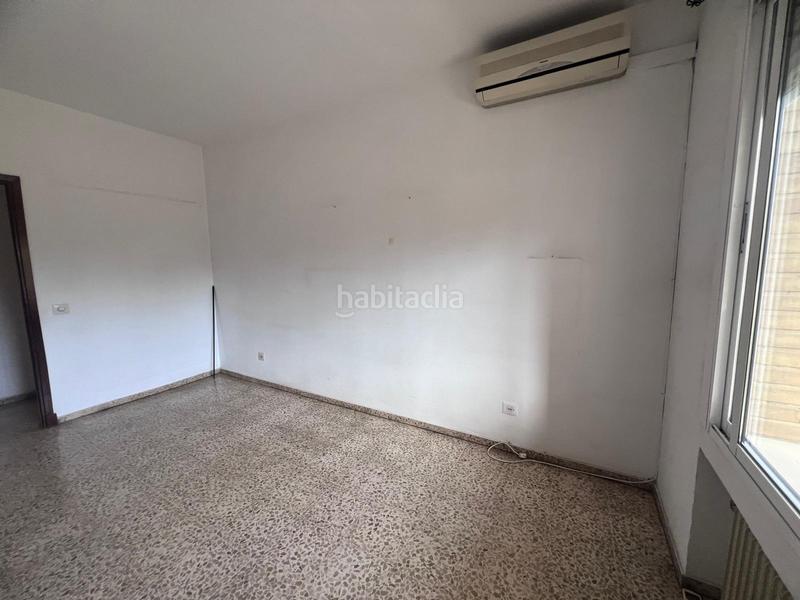 Foto 9b3d050a-22c1-45ba-b52f-db365fae99a9. Appartamento con parcheggio in sector sur - la palmera - reina mercedes Sevilla