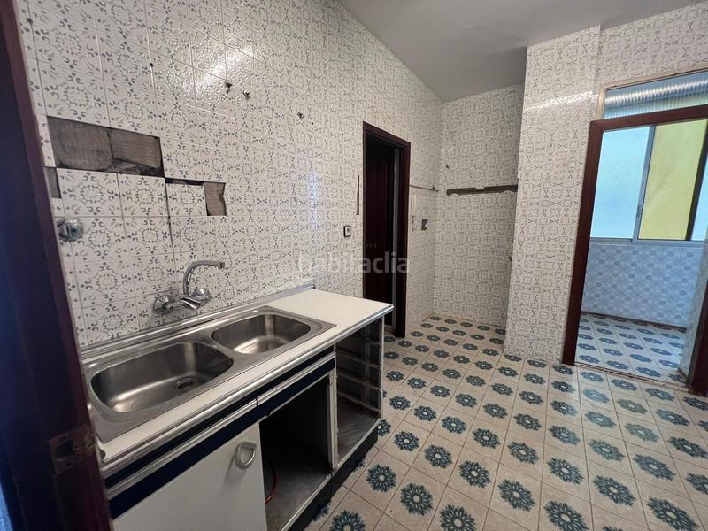 Foto fb6d63f0-c4ca-46bc-9e43-b16741ea4d6a. Appartamento con parcheggio in sector sur - la palmera - reina mercedes Sevilla