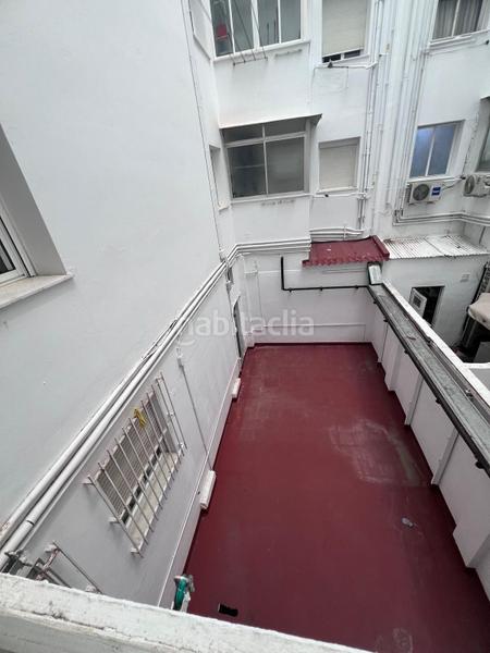 Foto 6676b148-8fc3-420e-a7e6-3df640a52d29. Appartement avec parking dans sector sur - la palmera - reina mercedes Sevilla